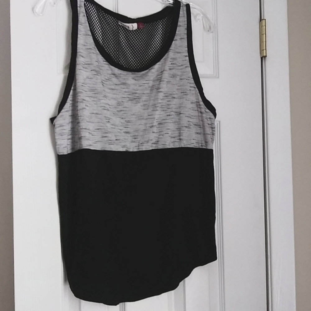 Mesh back workout tank top